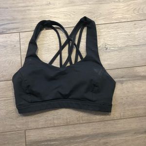 Lululemon bra size 4